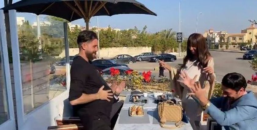 دينا الشربيني وهشام ماجد