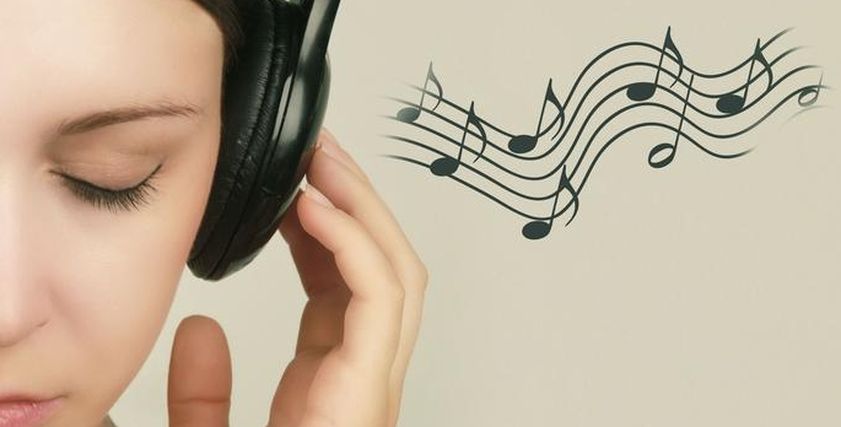 ما العلاقة بين سماع الموسيقى وسرطان الثدي؟! - أرشيفية