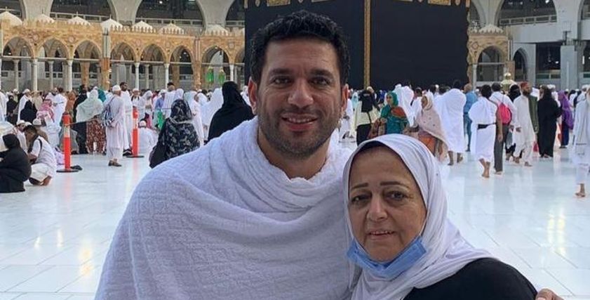 حسن الرداد ووالدته