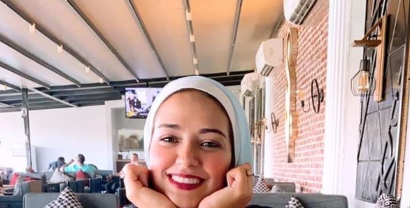 زي الأطباء والتمريض بالألوان