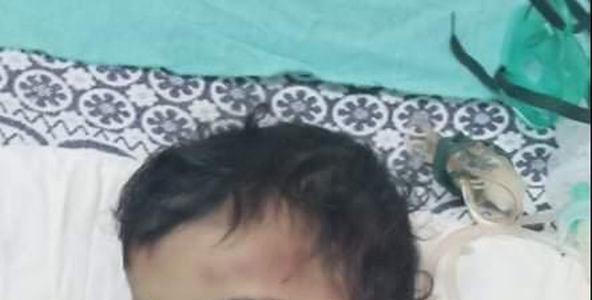 الطفلة هنا