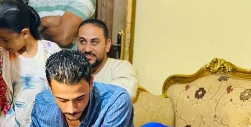 لحظة عقد قران عريس البحيرة