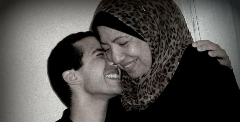 صورة رام ووالدته