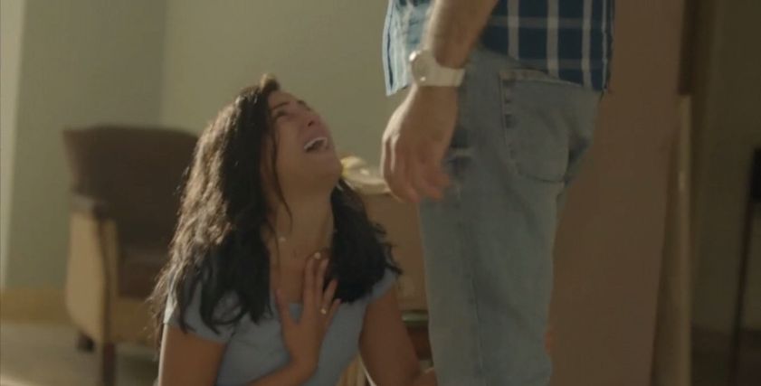 مشهد اكتشاف الخيانة في 