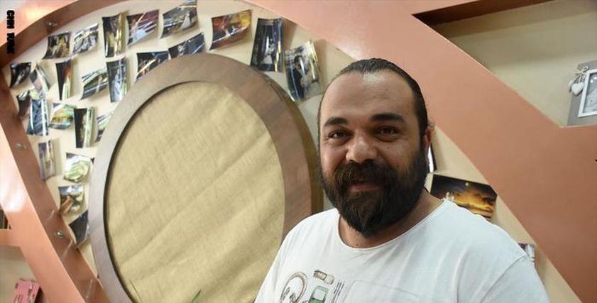 مصور يكسر أنف العريس لاكتشافه أن العروس قاصر
