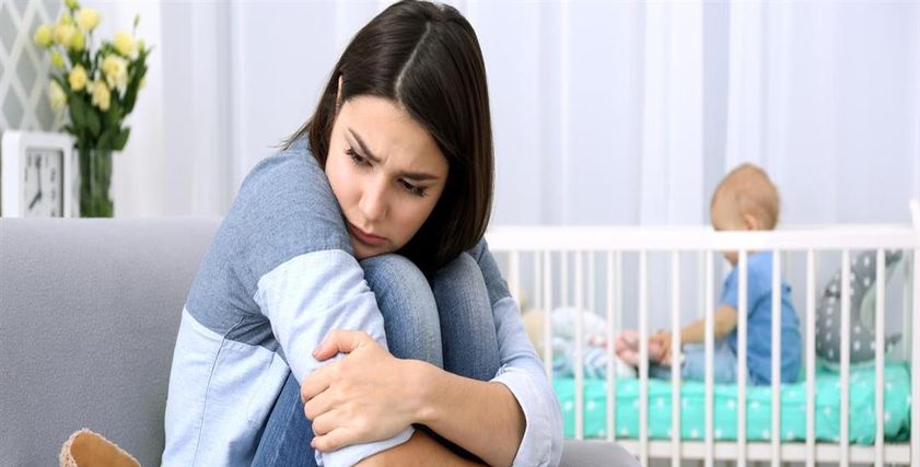 اكتئاب ما بعد الولادة