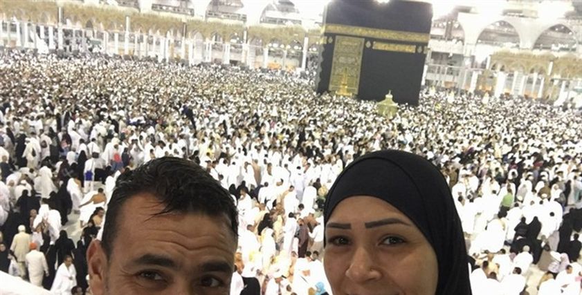 عصام الحضري وزوجته