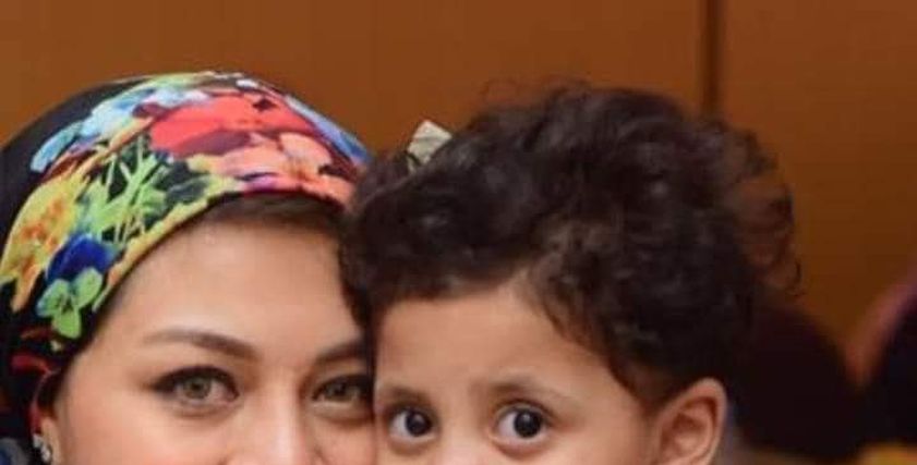 الأم وابنتها