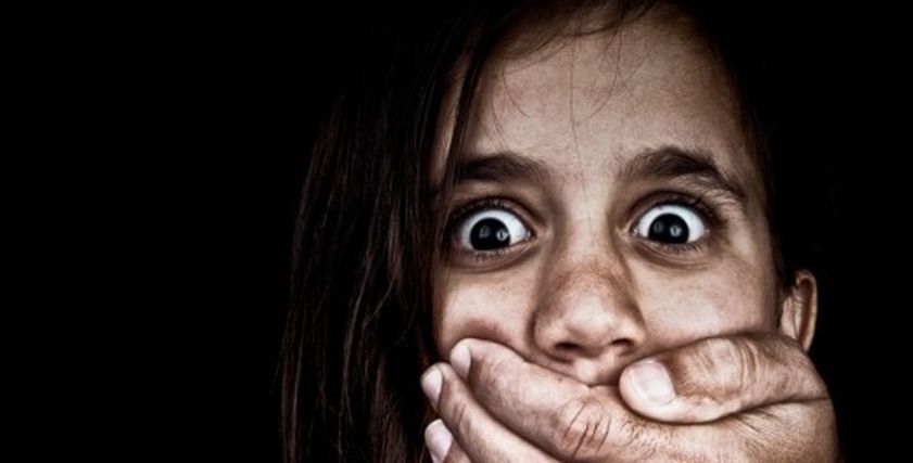 بينها «محفظ قرآن» و«معلم أجيال».. صور نمطية لمهن مزقتها وقائع التحرش