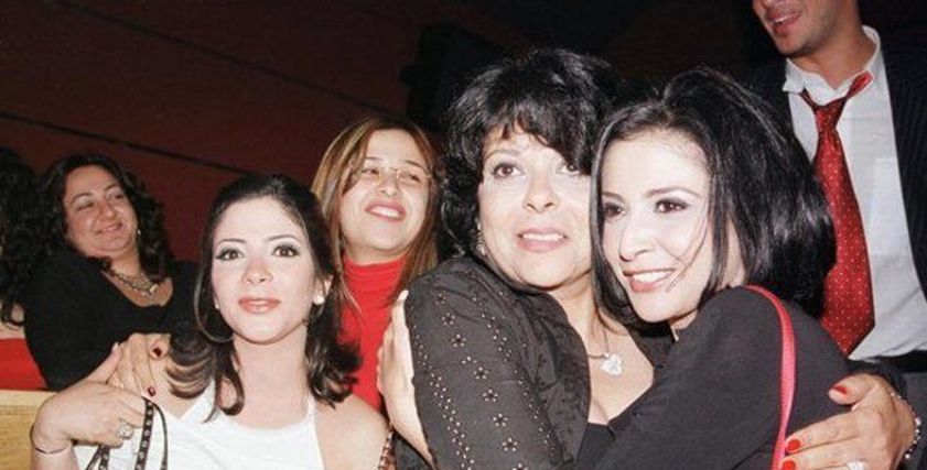فنانات انفصلوا قبل 20 سنة زواج