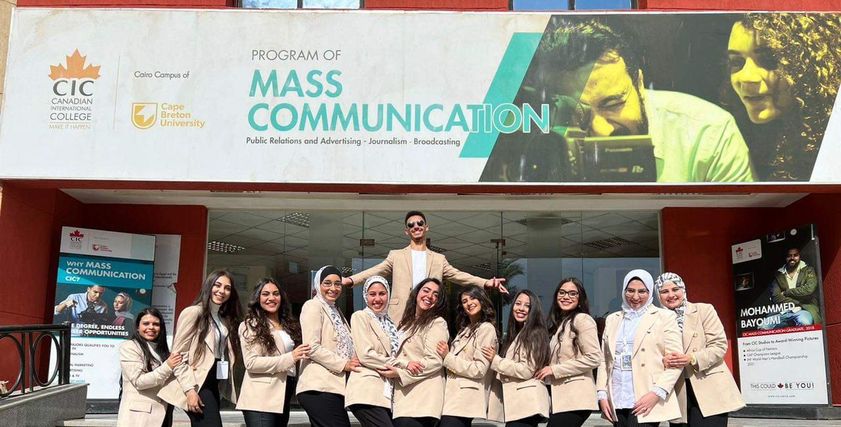 فريق عمل مبادرة عنوانك إيه