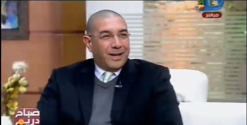 عمرو يسري