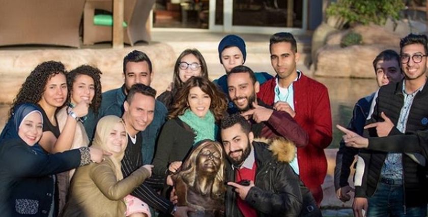 سميرة سعيد وعدد من جمهورها خلال الاحتفالية
