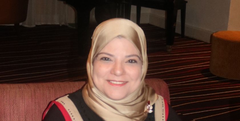 منى البيه.. محترفة الفن الروسي