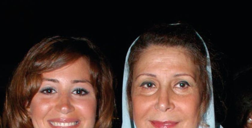 زيزي مصطفى وابنتها منة شلبي