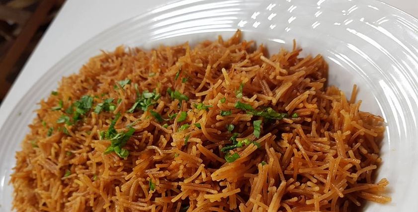 شعرية محمرة بالكبدة