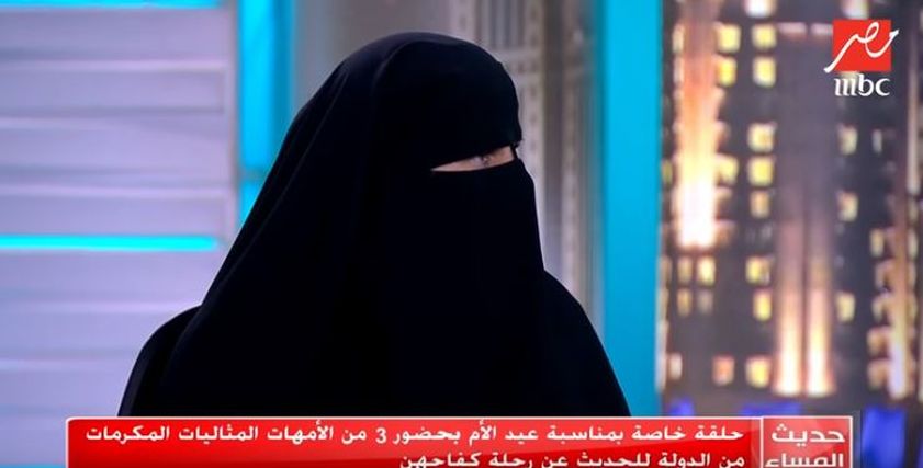 حنان حسن