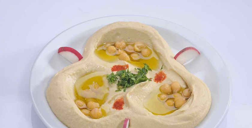 سلطة حمص بالطحينة