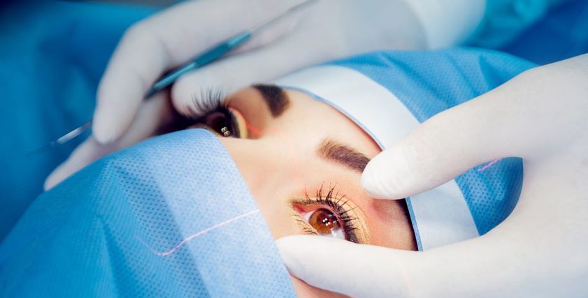 أستاذ طب العيون يقدم نصائح لتفادي حساسية العين خلال العاصفة الترابية