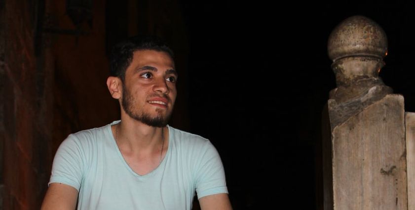 أم تلجأ للبخور لاقناع نجلها بالزواج