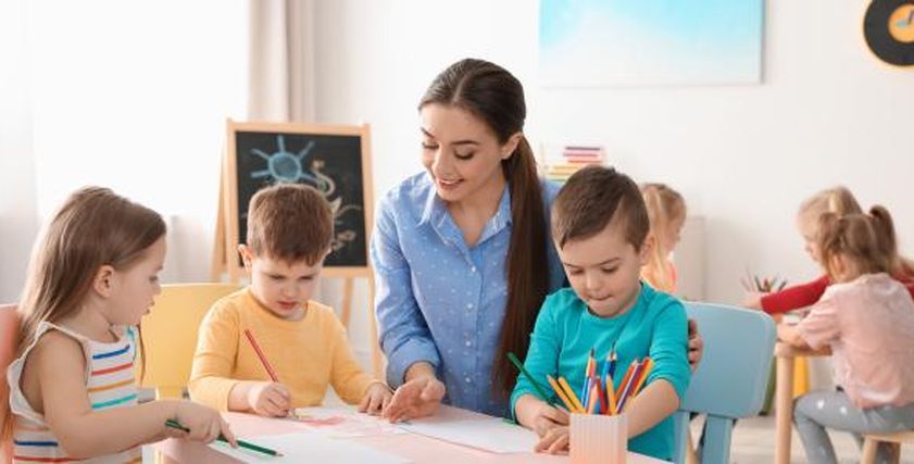 الاختلاط بين الأطفال