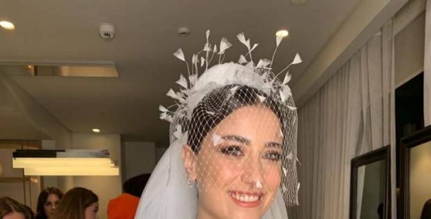 الفنانة التركية هازال كايا