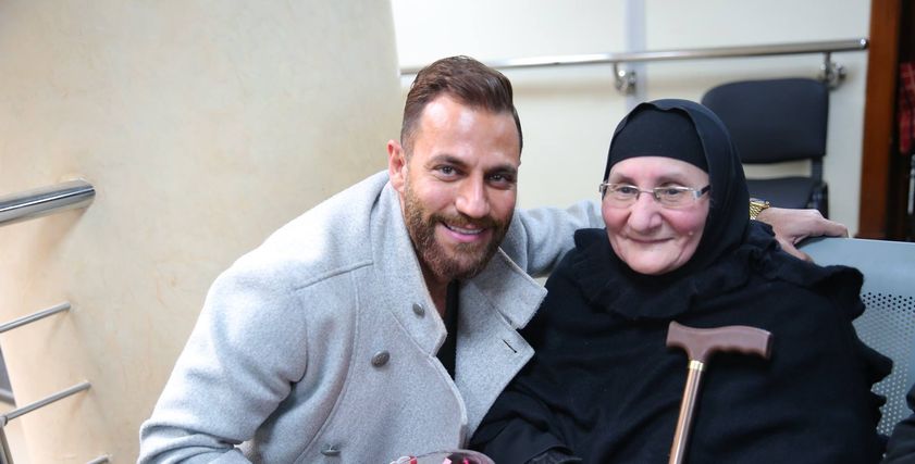 بالفيديو| نيكولا معوض لمحاربات السرطان في