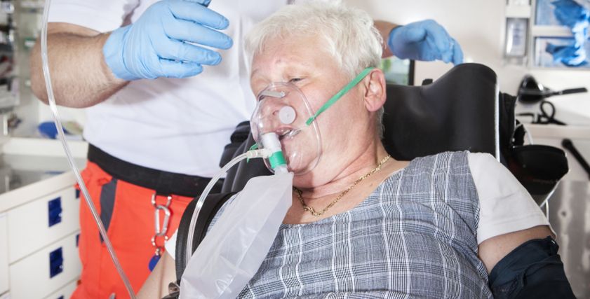 النساء يمتلكن فرصة أفضل للنجاة من أزمة قلبية عندما تكون طبيبتهن أنثى