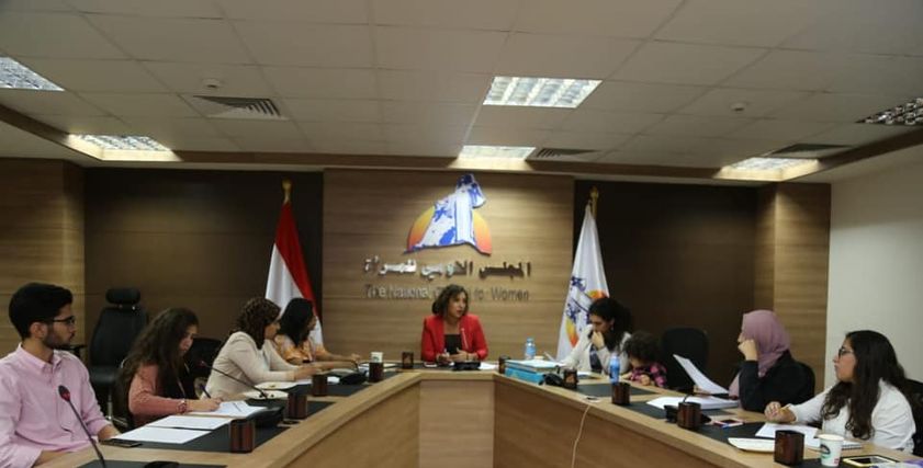لجنة الشباب بالمجلس القومي للمرأة تعقد اجتماعها الأول فى دورتها الثانية