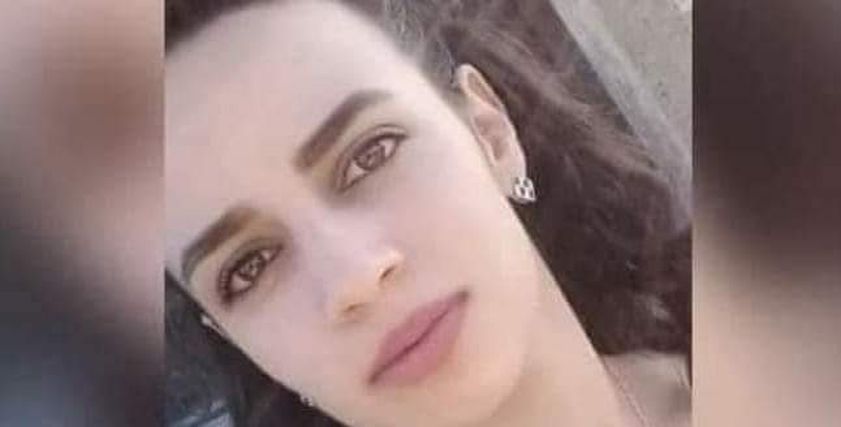 الشابة حنان عبدالله أبو فخر
