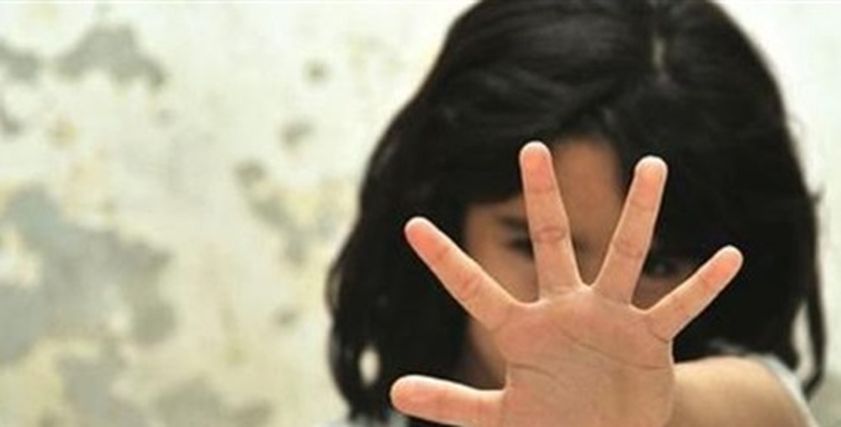 تفاصيل تحرش عامل نظافة بطفلة في إحدى الشقق الفارغة