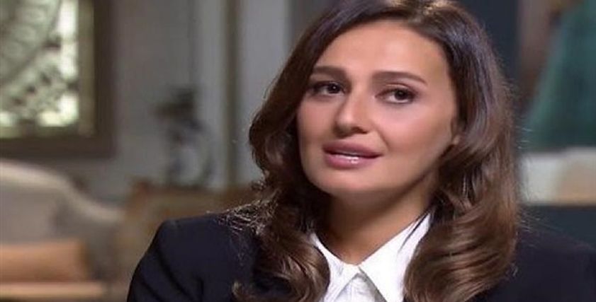 حلا شيحة