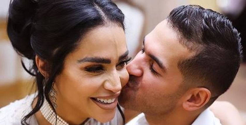هاني حتحوت وزوجته