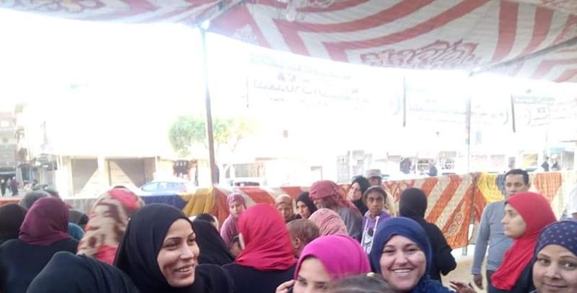 قومي المرأة بالإسماعيلية يحشد السيدات بالقري والنجوع للتصويت بالإستفتاء.