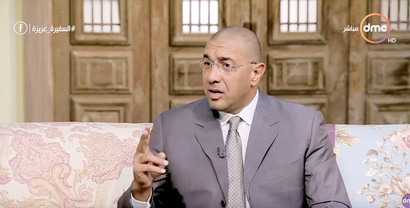 عمرو يسري