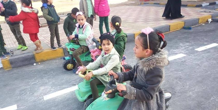 مدينة مرورية داخل مدرسة أبنائه بمدينة صان الحجر بمحافظة الشرقية