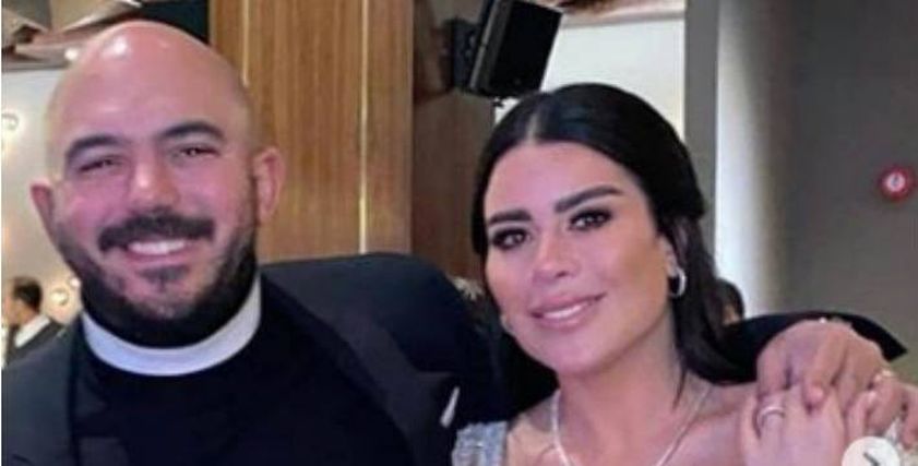 محمود العسيلي وزوجته