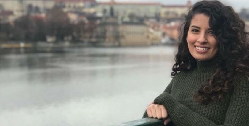 الفتاة الفلسطينية آية نعامنة