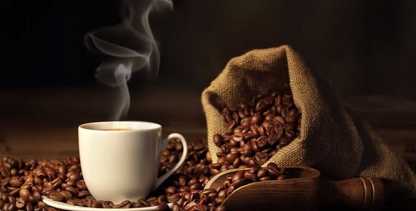 متخصص فيتنس يعرض فوائد القوة في حرق الدهون