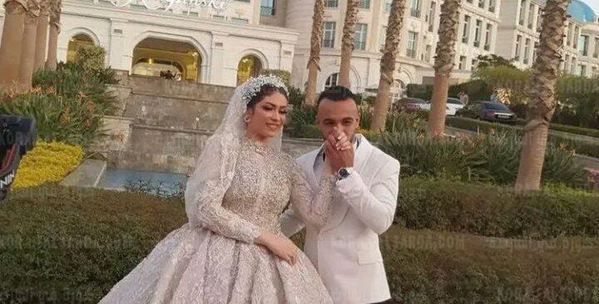 محمد مجدي أفشة وعروسه