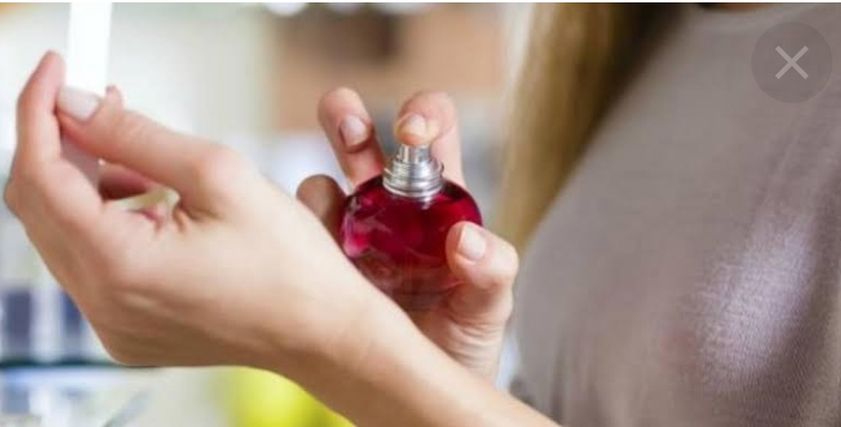 حكم التطيب ووضع الكريمات في نهار رمضان