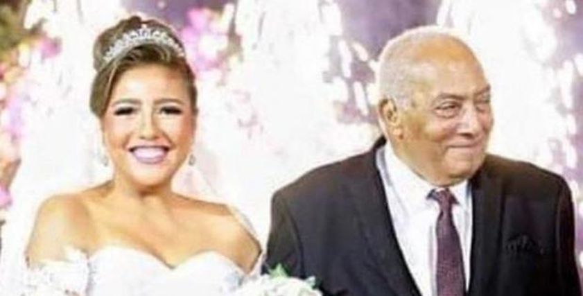 مي كساب وأبيها