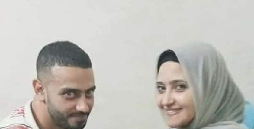 نورا وأحمد صابر