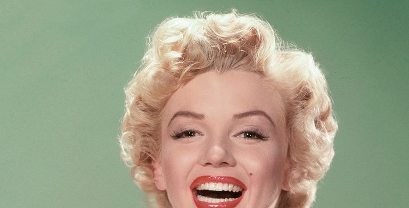المغنية والممثلة الأمريكية مارلين مونرو