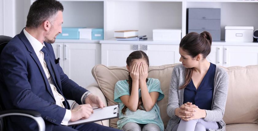 مساعدة الابن على اختيار التخصص الصحيح