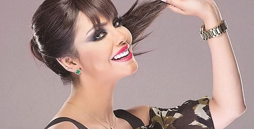 الفنانة جواهر الكويتية