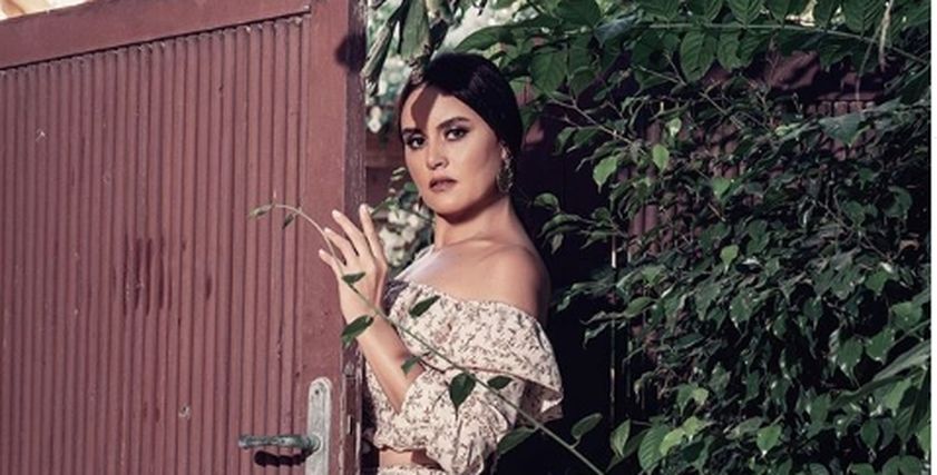 الفنانة رشا مهدي