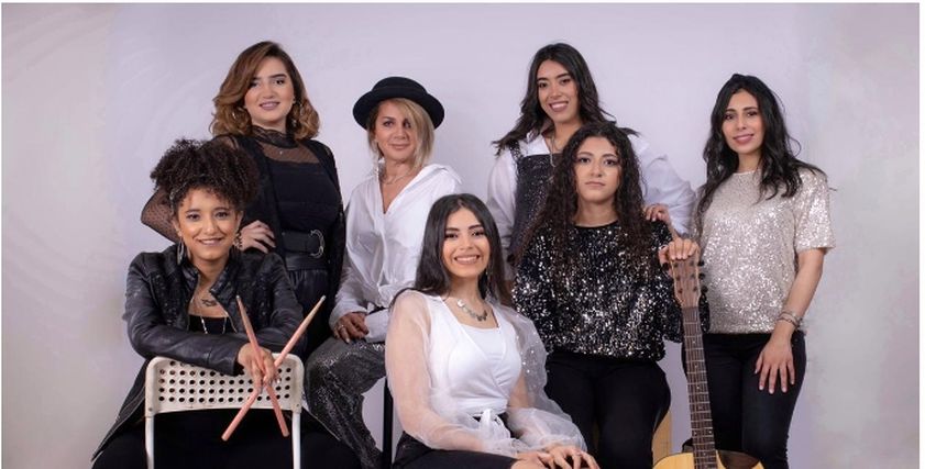 كايروتا أول فريق غنائي من الفتيات