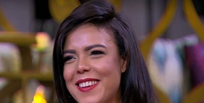 الفنانة ناهد السباعي