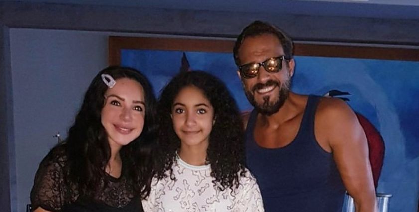 يوسف الشريف ينشر صورة ابنته الكبرى للمرة الأولى
